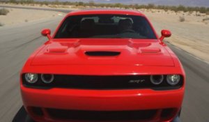 Dodge SRT Challenger Hellcat 2015