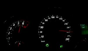 New Megane RS 275 Trophy, acceleration 0-252 kmh [HD].mp4