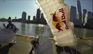 Ils survolent New-York en wingsuit: la vidéo integrale