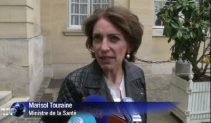 Loi anti-tabac: Marisol Touraine étudie "toute une série d'options"