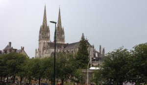 Orage au-dessus de la cathédrale