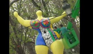 Niki de Saint-Phalle sur les Champs