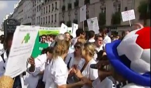 Les pharmaciens en colère descendent dans la rue, à Paris et en région