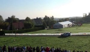 Sébastien Ogier dans la spéciale ES 9-12 du rallye de France 2014