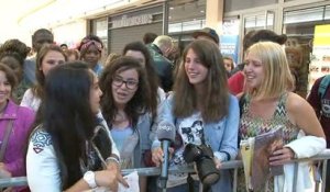 Des centaines de fans à Bruxelles pour rencontrer Stromae