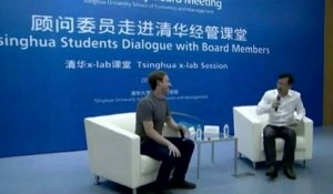 De passage en Chine, Mark Zuckerberg parle mandarin