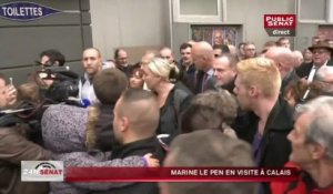 Marine Le Pen en visite à Calais
