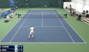Un tennisman blesse une juge de ligne avec sa raquette...