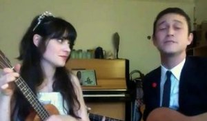 Zooey Deschanel et Joseph Gordon-Levitt chantent "What are you doing New Year's eve"