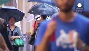 Super tempête en Australie, typhon attendu aux Philippines