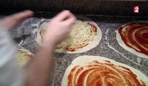 Noël : un pizzaiolo niçois offre 200 pizzas à des SDF