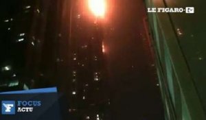 Dubaï : le gratte-ciel "The Torch" en feu