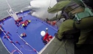 Incendie du ferry italien : les difficiles opérations de sauvetage se poursuivent