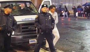 Faire une vidéo LOL avec la police de New York: mauvaise idée