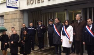 Minute de silence en hommage à la mémoire des victimes de l'attentat de Paris