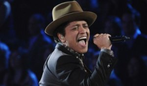 Bruno Mars Replaces Taylor Swift On Billboard Chart