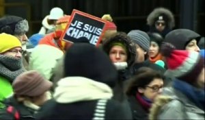 Marseillaise, drapeaux français et "We are Charlie" dans le monde