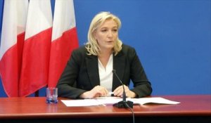 Marine Le Pen: les terroristes ont un profil de "racailles radicalisées"