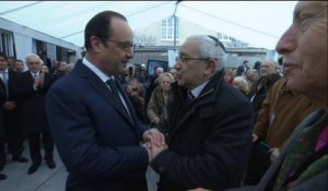 Hollande rend hommage aux victimes de la Shoah