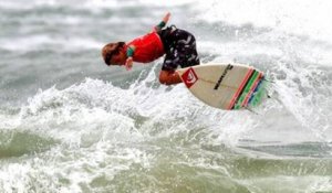 Une compétition de surf pour les kids
