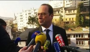Hollande : "C'est une des dernières chances" d'éviter la "guerre" en Ukraine