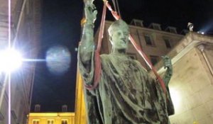 VIDEO. Tours: saint Martin revient parmi les siens