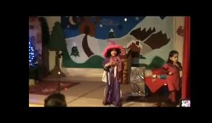 Une petite fille vomit en plein spectacle scolaire