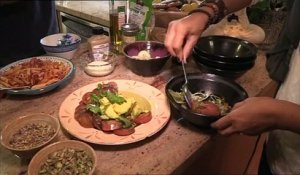 Vegan, végatarien, flexitarien : le casse-tête des diners entre amis - Extrait "Quand manger sain devient une obsession"