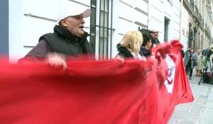 Rassemblement devant l’ambassade de Tunisie