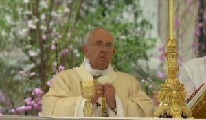Pâques: appel à la paix du pape François et prière pour "les plus vulnérables"