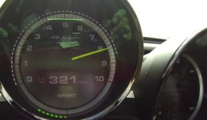350 km/h sur route en Porsche 918 Spyder