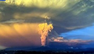 Le réveil du volcan chilien Calbuco