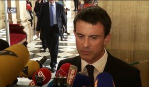 Valls dénonce des "pressions" sur les députés avant le vote de la loi sur le renseignement