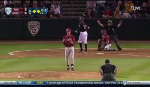 Baseball: le frappeur attrape la balle !