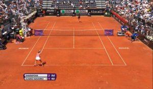 Rome - Sharapova bat Suarez Navarro en finale