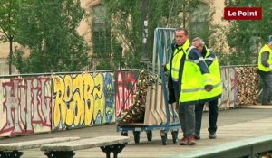 Adieu les cadenas sur le Pont des arts à Paris