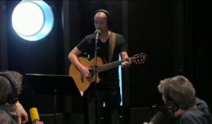 "Tes venou et tou n'es pas parti ": Frédéric Fromet chante Thévenoud