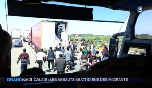 Migrants : la tension grimpe à Calais