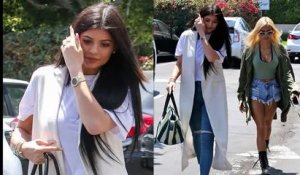 Kylie Jenner et son amie Pia Mia vont déjeuner à West Hollywood
