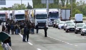 Grève à Calais : d'importants bouchons sur l'autoroute A16 et les voies d'accès du tunnel sous la Manche
