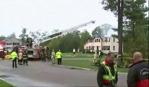 États-Unis : un avion s'écrase sur une maison, 3 morts