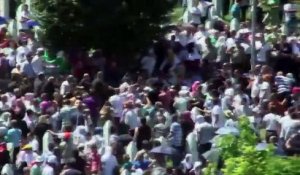 Srebrenica : le Premier ministre serbe quitte le mémorial sous les huées et les jets de pierres