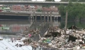 A un an des JO, l’inquiétude autour de la salubrité de l'eau à Rio à travers nos télés, en 42 secondes