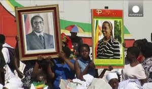 Un mois après la mort du lion Cecil, Mugabe fustige ses assassins