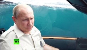 Crimée, bathyscaphe et Vladimir Poutine : le président russe filmé par 80 mètres de fond