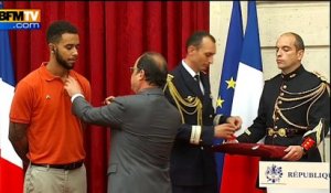 Thalys: Hollande fait chevaliers de la Légion d'honneur les trois Américains et le Britannique