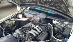 En Espagne, un migrant retrouvé caché dans le moteur d'une voiture