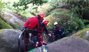 Sauvetage en forêt d'Huelgoat