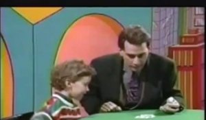 Un magicien grillé par un gamin en pleine émission de TV... Hilarant