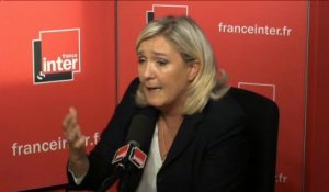Marine Le Pen "Si j’étais habitante d’un pays en guerre, je m'y battrais plutôt que de le fuir"